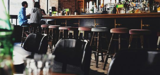 Imagen de la noticia: Licitación abierta: Explotación del Bar-Cafetería de las Piscinas Municipales